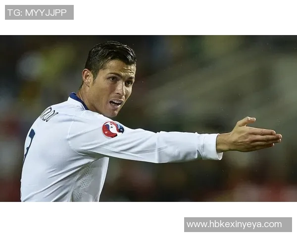 全球足球百大球星与顶级俱乐部的辉煌成就与传奇故事解析 全球足球百大球星与顶级俱乐部的辉煌成就与传奇故事解析