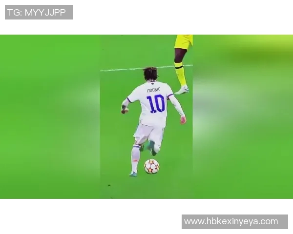 十大球星招牌动作足球技巧全解析 精妙绝伦的足球绝技大赏 十大球星招牌动作足球技巧全解析 精妙绝伦的足球绝技大赏