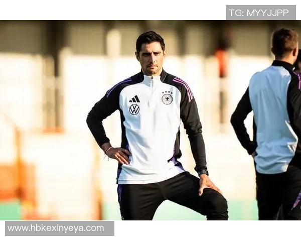 德国足球球星拉萨是谁他的成长经历与球场表现解析 德国足球球星拉萨是谁他的成长经历与球场表现解析