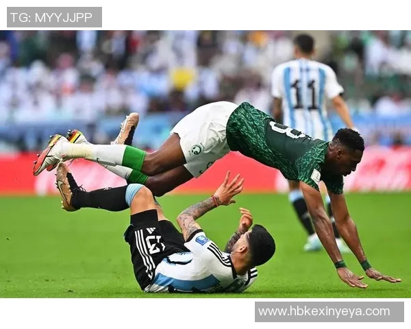 全球足球巨星精彩进球集锦：回顾经典时刻与无与伦比的进攻艺术